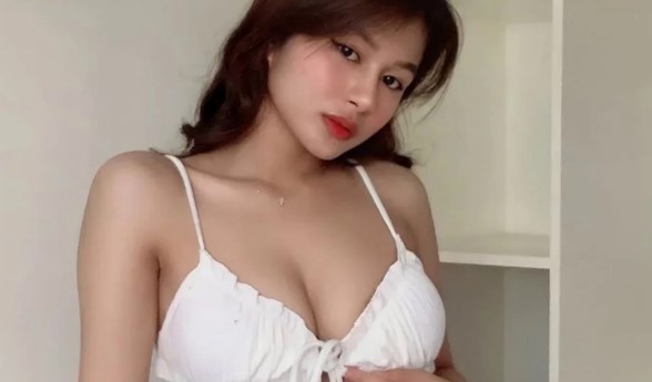 Ibinuka Nang Todo Ni Ann Para Dama Ang Pag Pasok Nang Daliri At Dildo