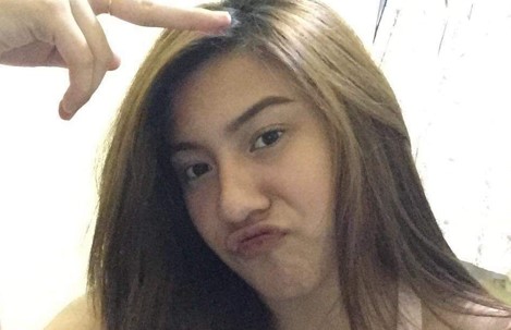 Di Mapakali Si Tita Sa Pag Ligo Kung Ano Anong Kina Kalikot