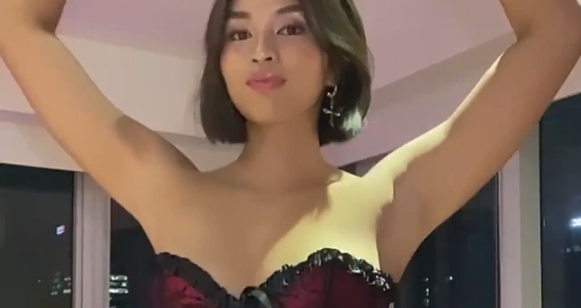 Napaka Ganda At Ang Sexy Ni Alexis